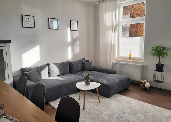 Ferienwohnung Gemuetliche Auszeit - Wallbox, Nur 50M Zum Hauptbahnhof, Ruhig, Parterre, Zentral, Hunde Willkommen, Kinderausstattung Vorhanden